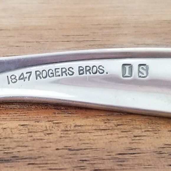 Rogers Bros 1847 Silver Plate Pie Cake Server Pattern Leilani 1960s - Picture 5 of 7